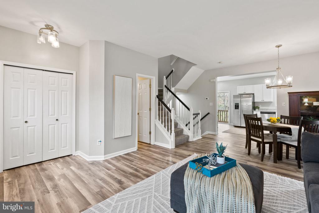 238 Kirby St