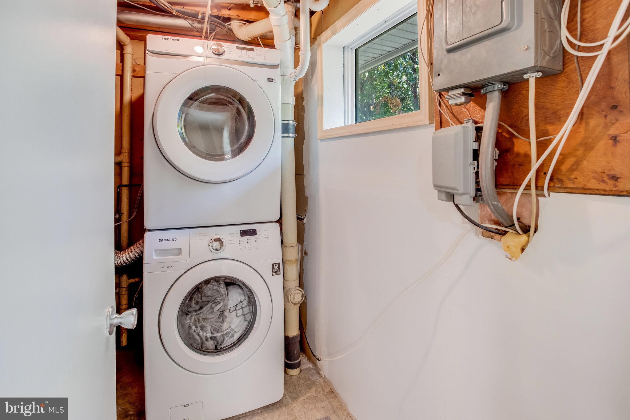 14019 Lindendale ROAD