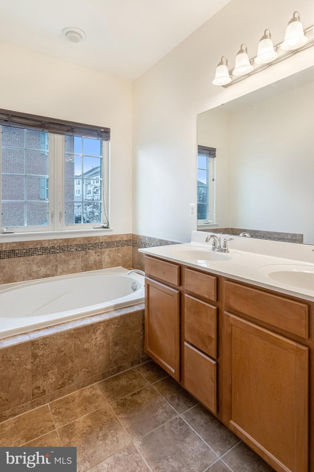 2267 Merseyside DRIVE Unit: 25