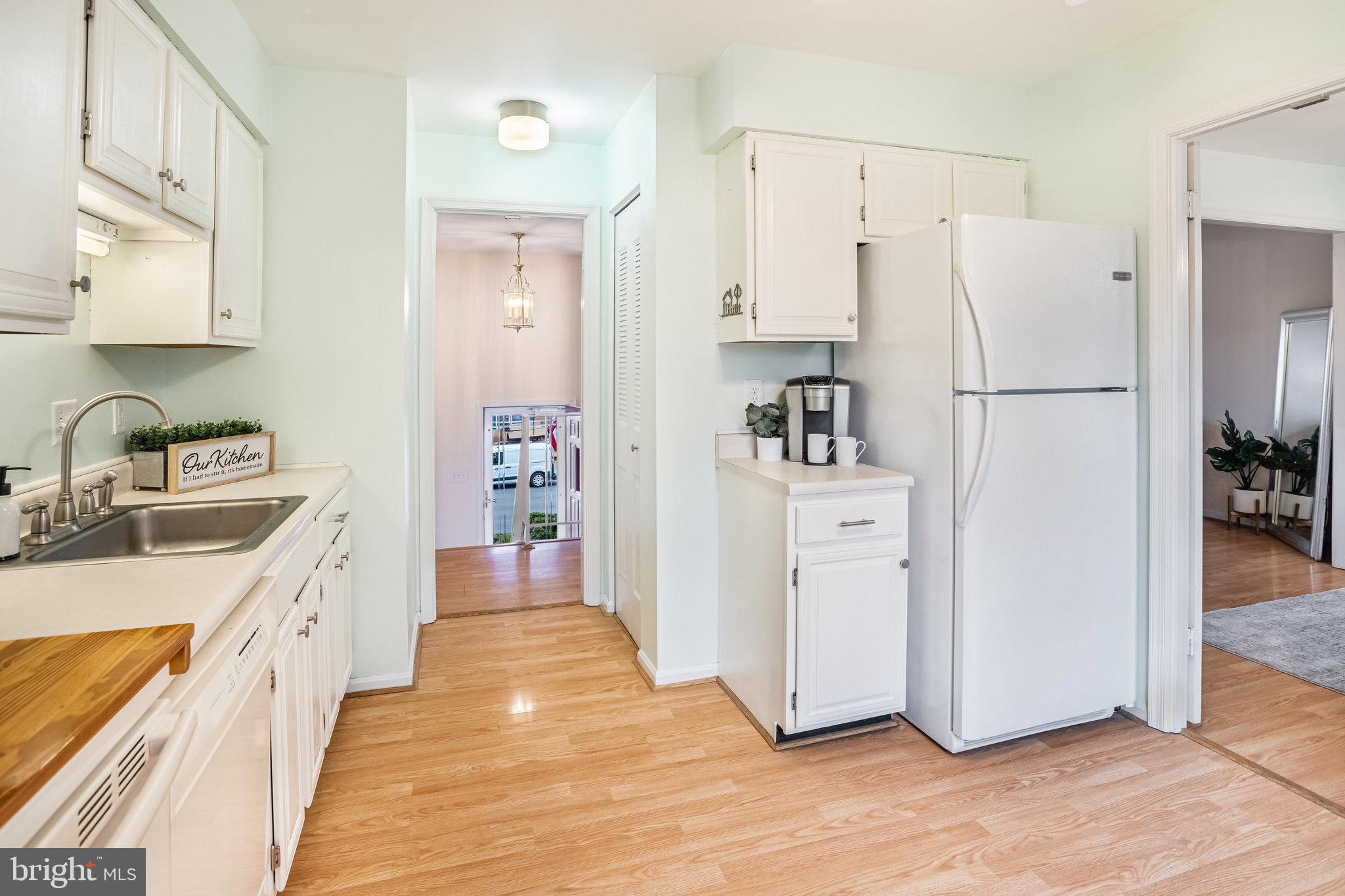 3166 Ironhorse DRIVE