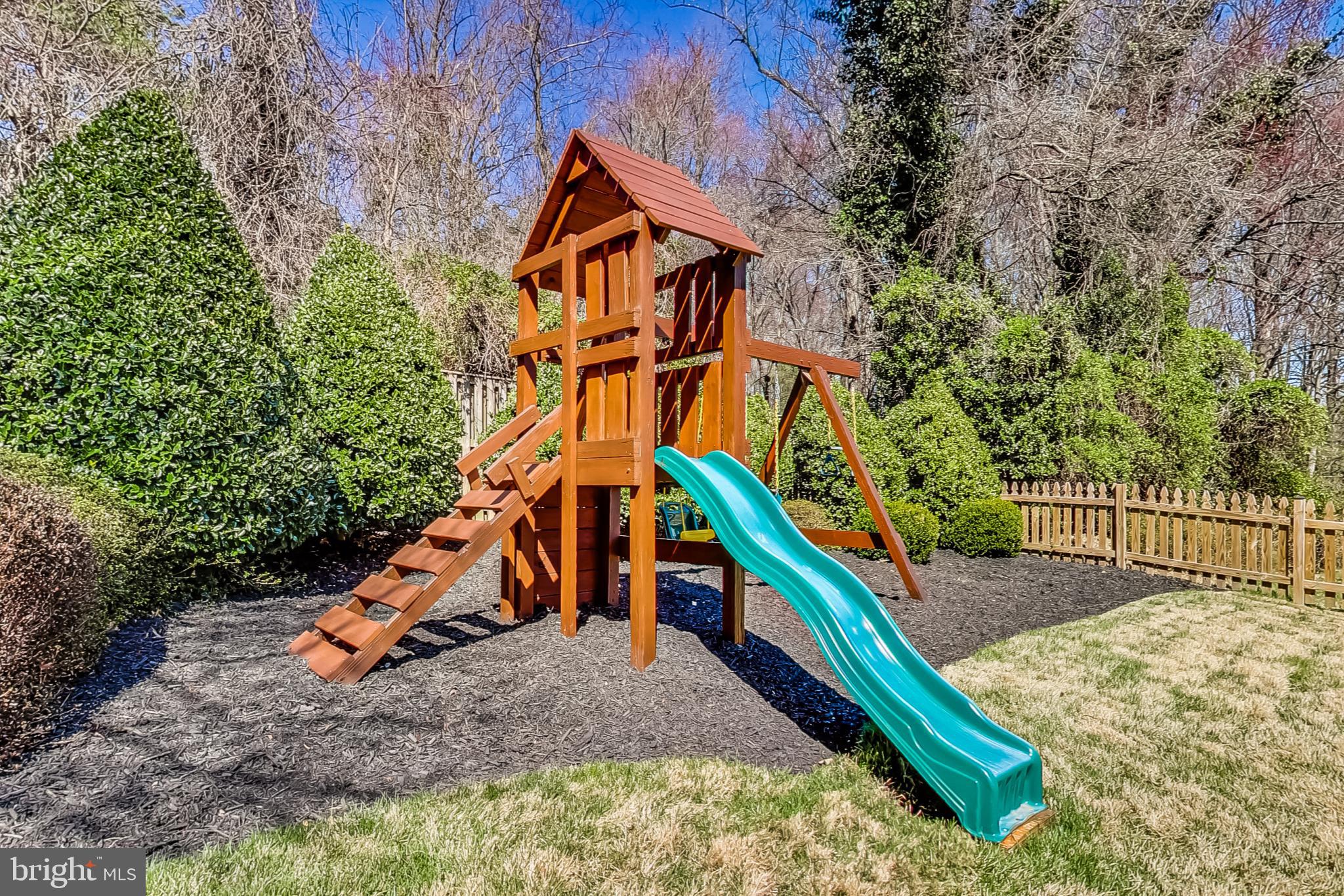 12656 Catawba Dr