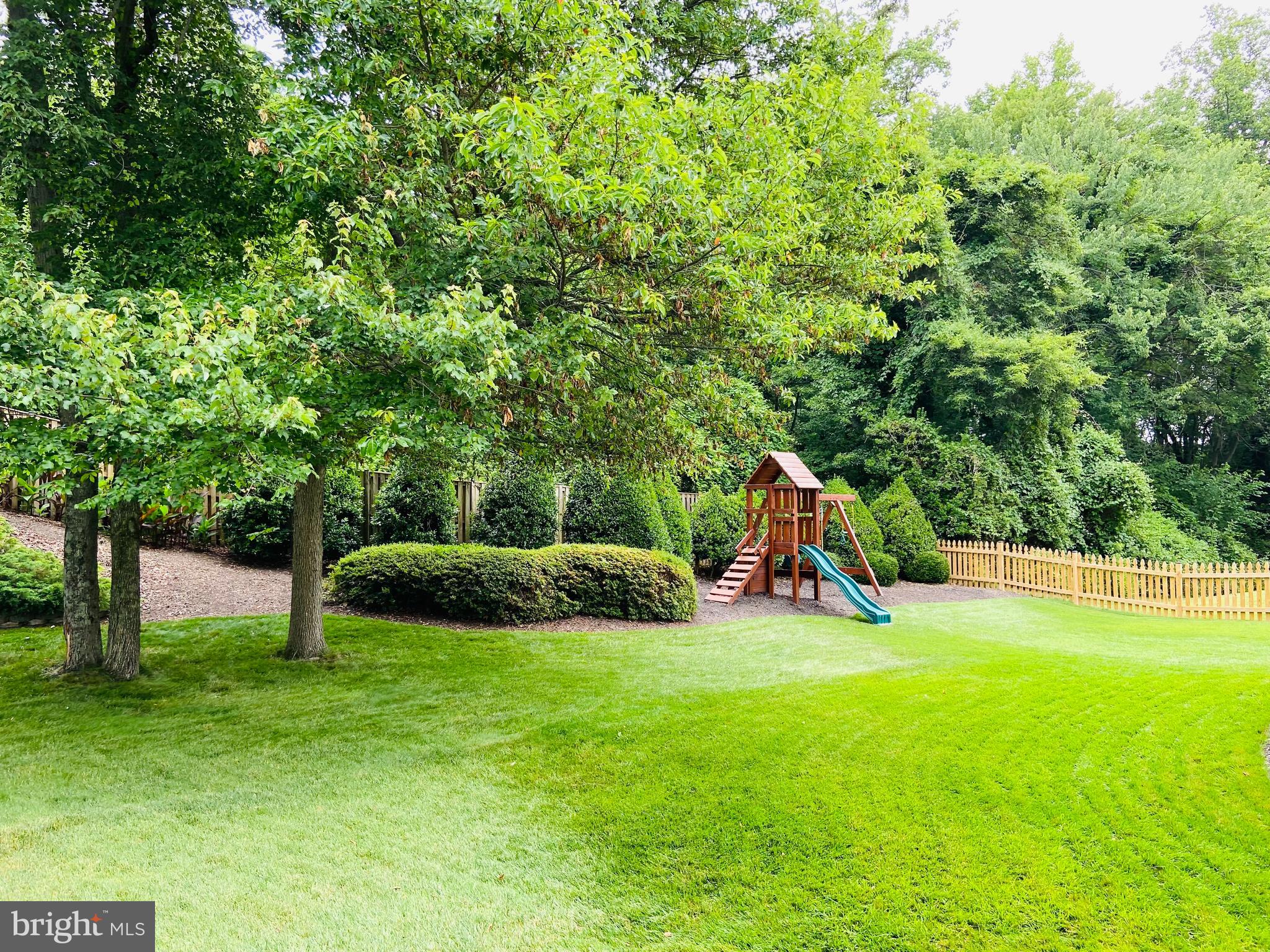 12656 Catawba Dr