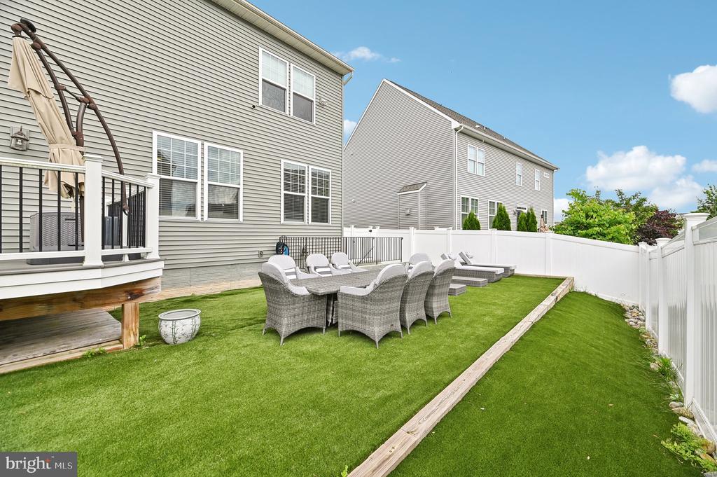 8819 Old Dominion Hunt Cir