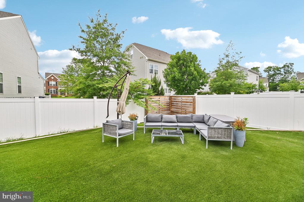 8819 Old Dominion Hunt Cir