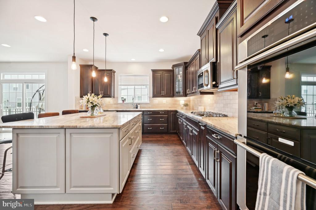 8819 Old Dominion Hunt Cir