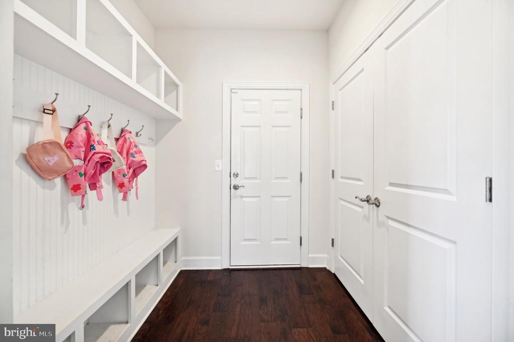 8819 Old Dominion Hunt Cir