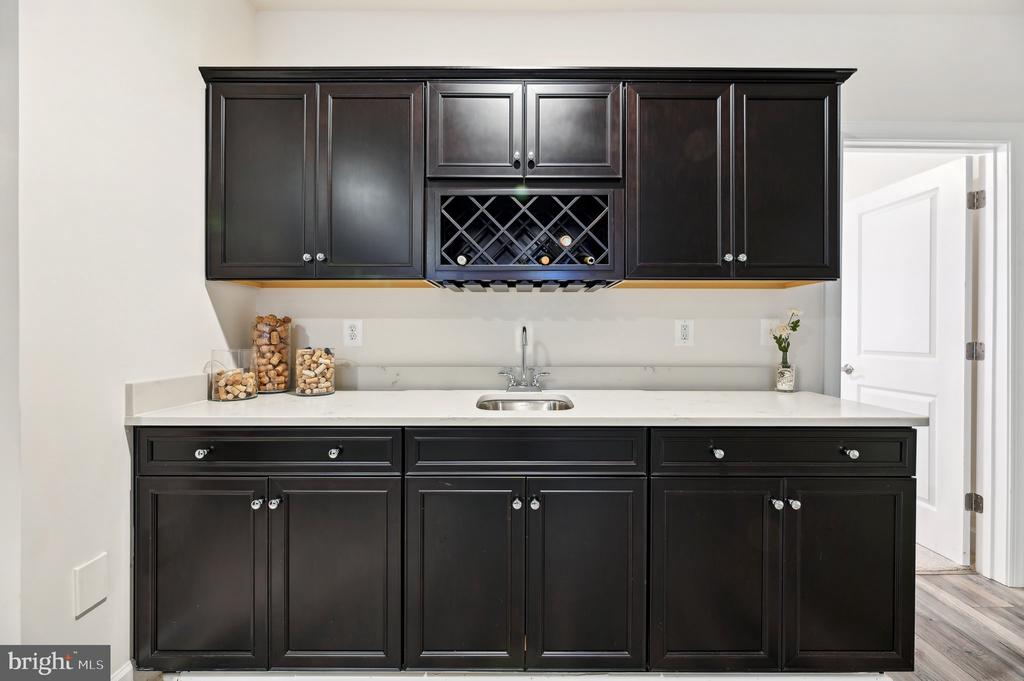 8819 Old Dominion Hunt Cir