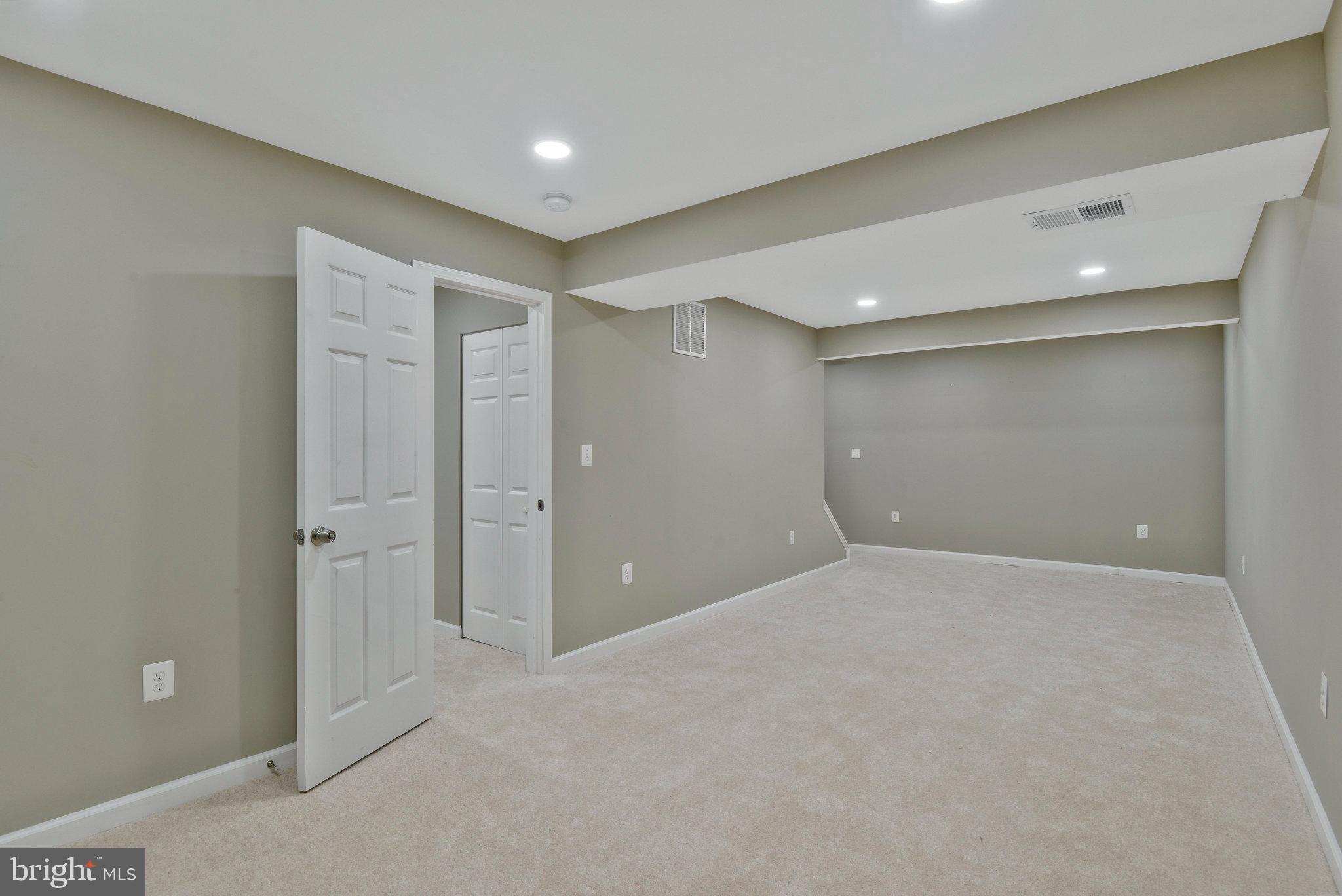 12795 TUMBLING BROOK LN