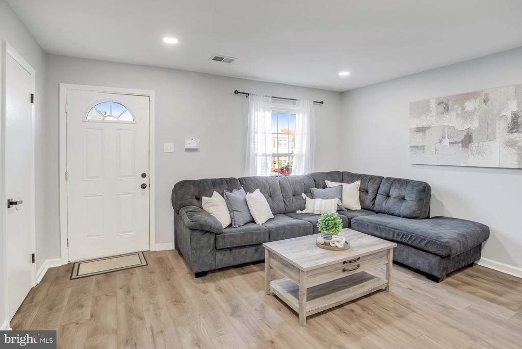 16609 Fern Pl