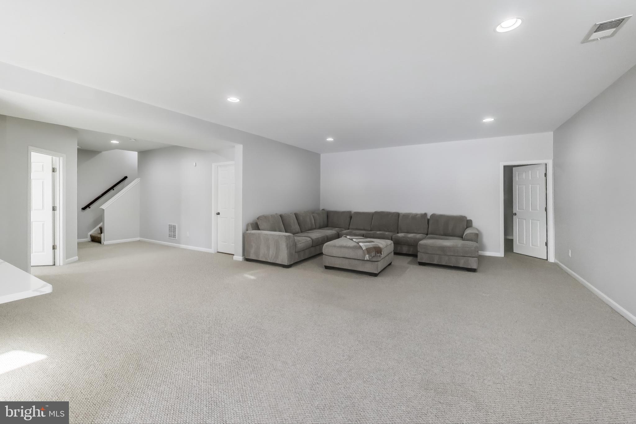 5562 Spriggs Meadow Dr