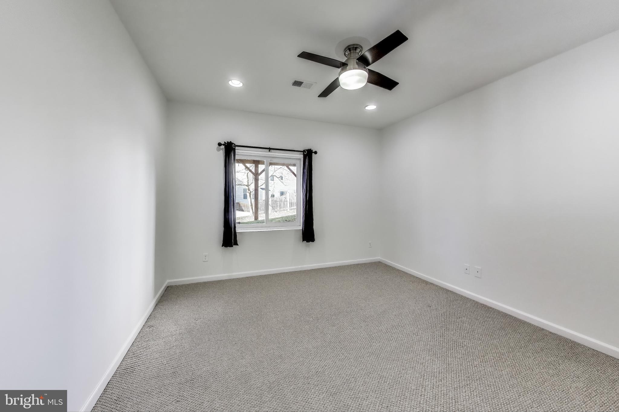 5562 Spriggs Meadow Dr