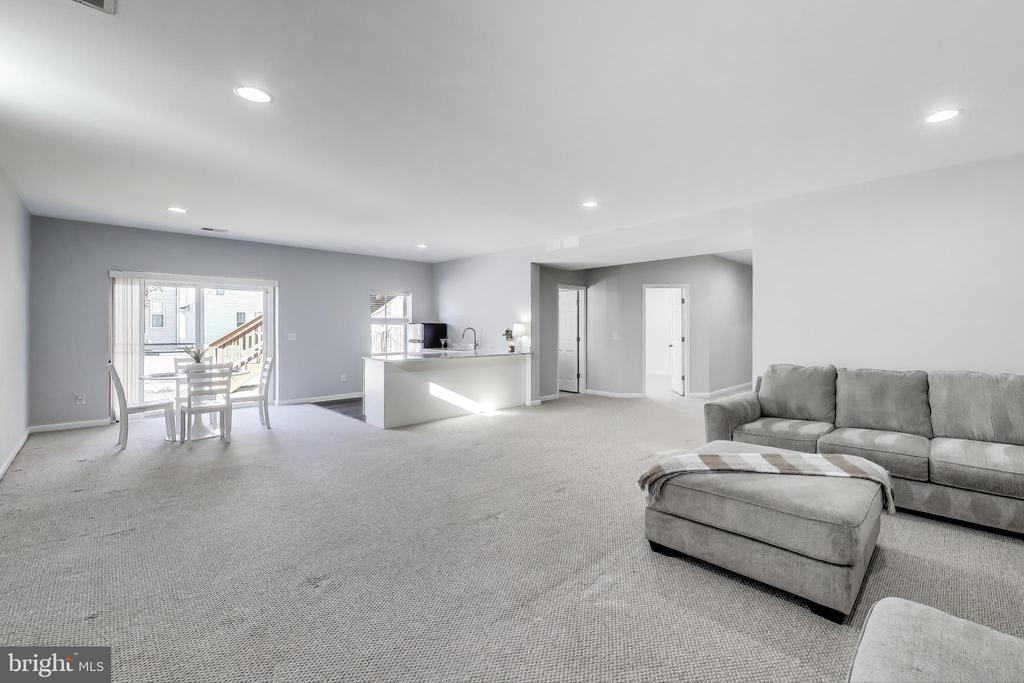 5562 Spriggs Meadow Dr