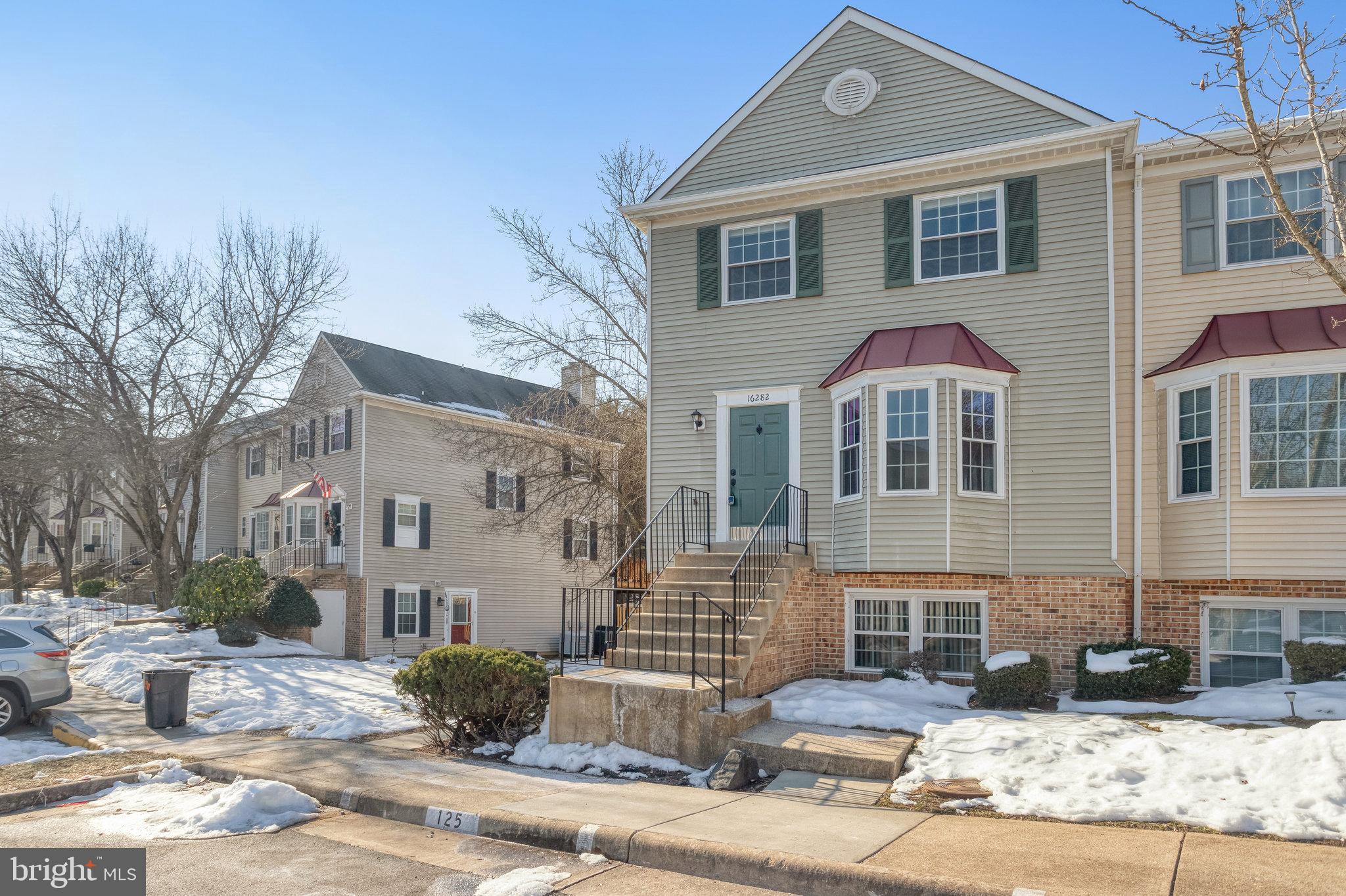 16282 TACONIC CIR