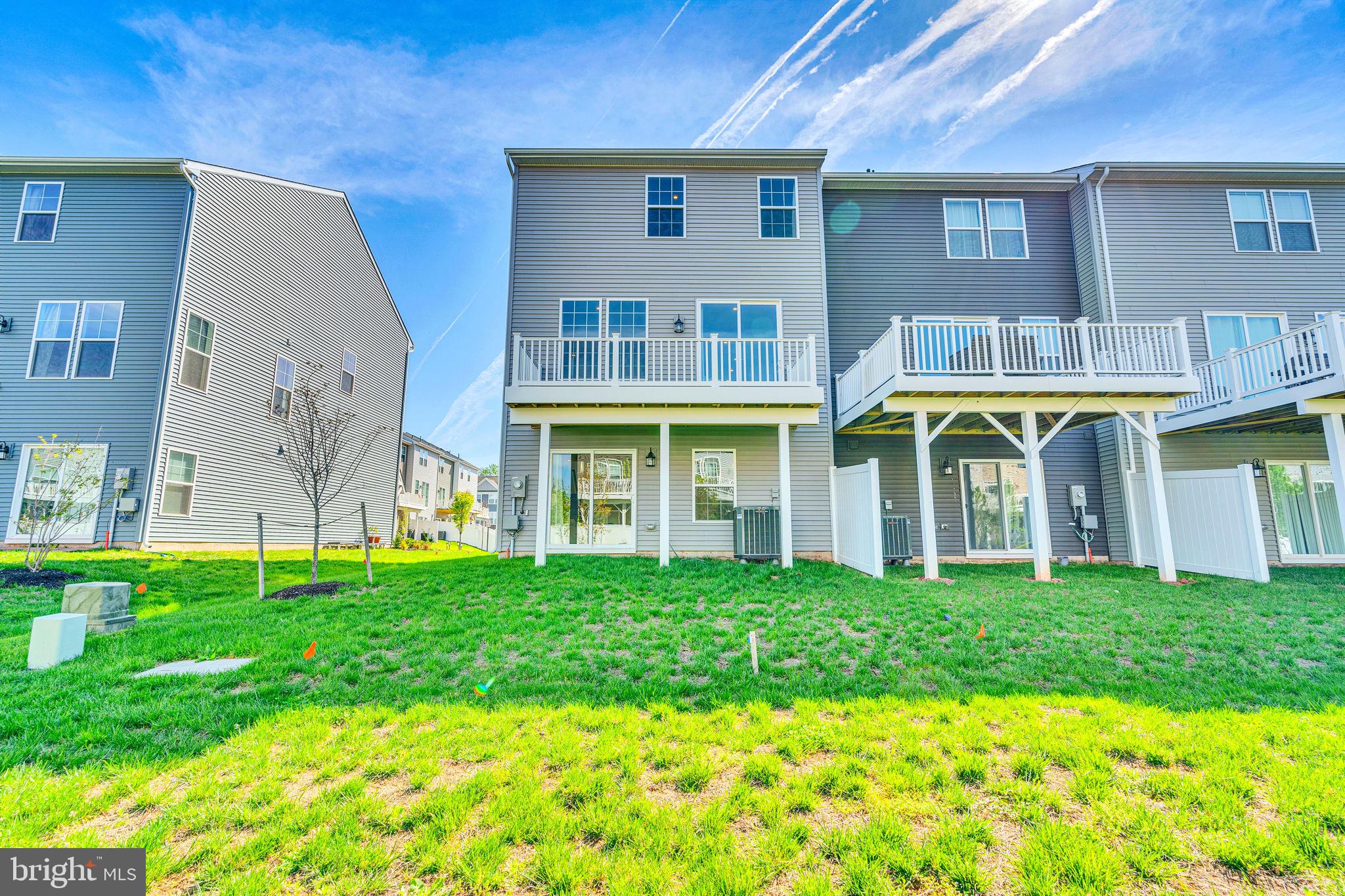 10622 Sheffield Glen Ln
