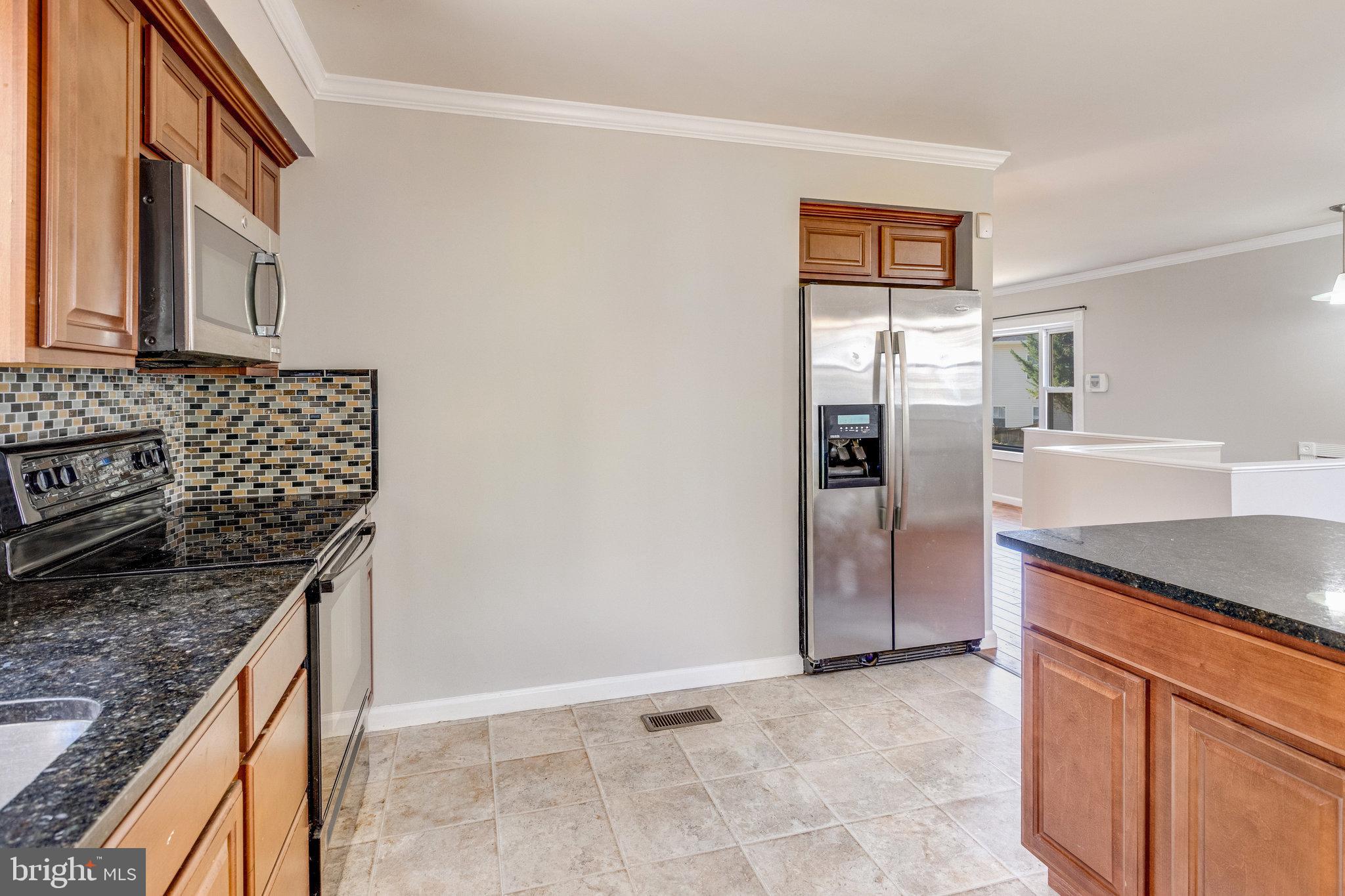 3101 BURBANK LN