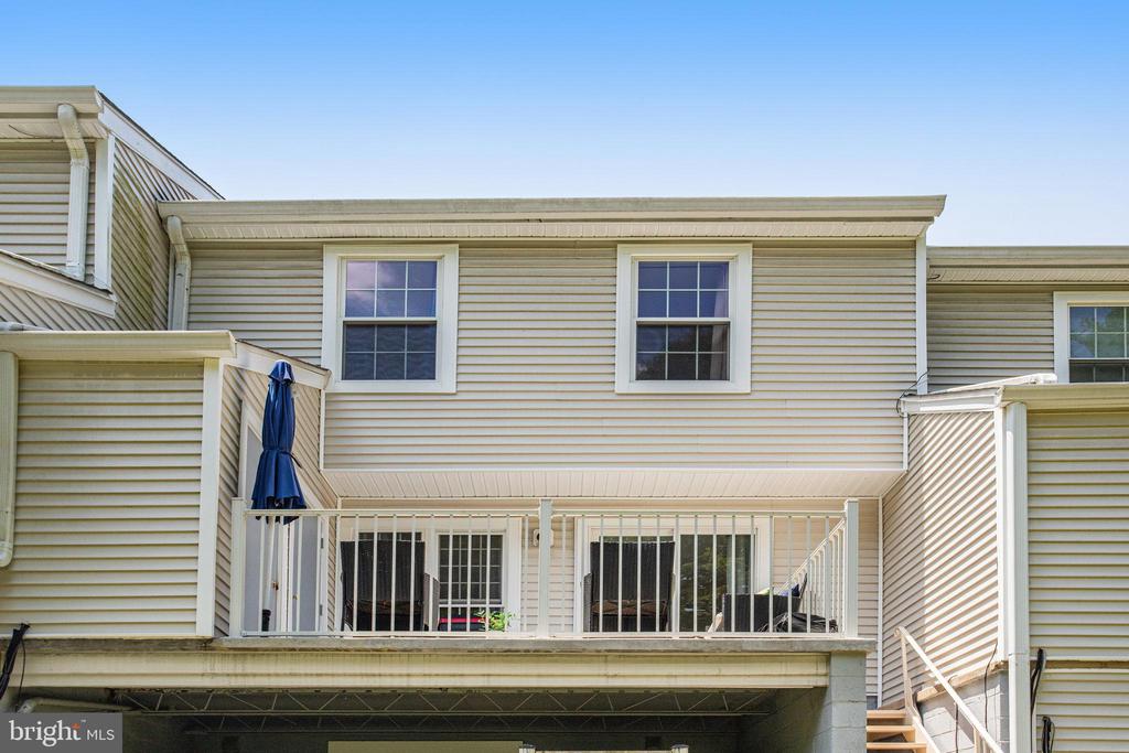 2870 Burgundy Pl