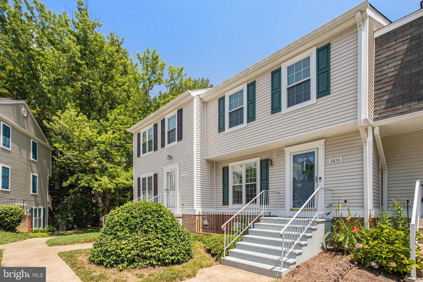 2870 Burgundy Pl