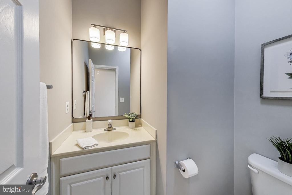 1869 Cedar Cove Way #101