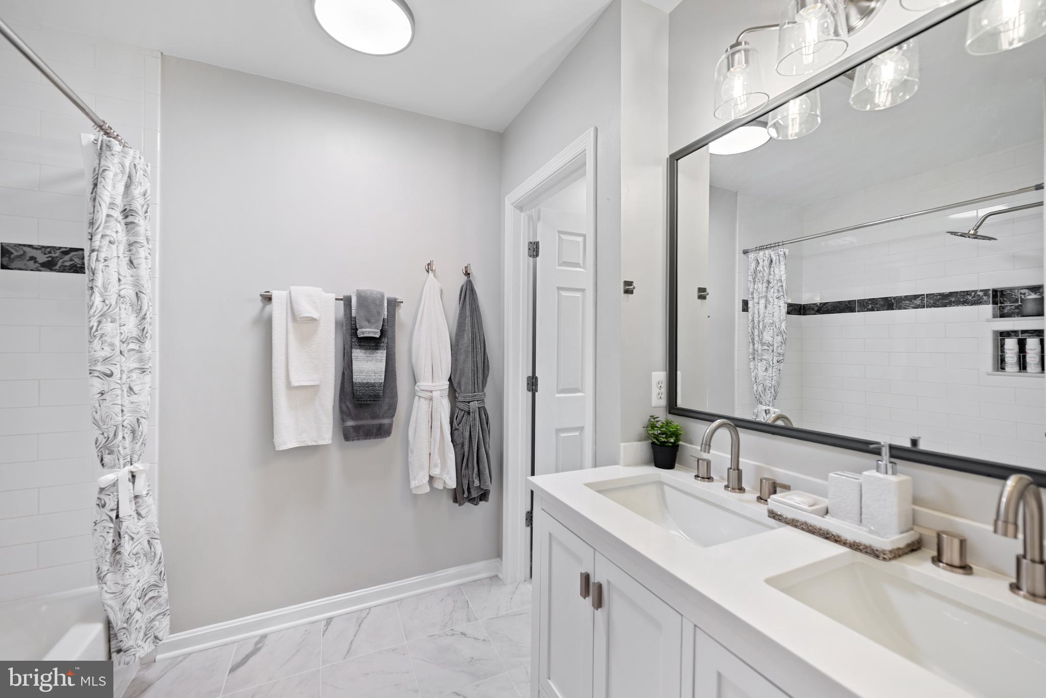 13947 HOLLOW WIND WAY 201