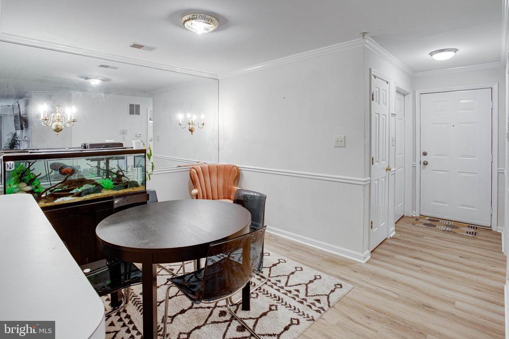 13615 GARFIELD PLACE 203