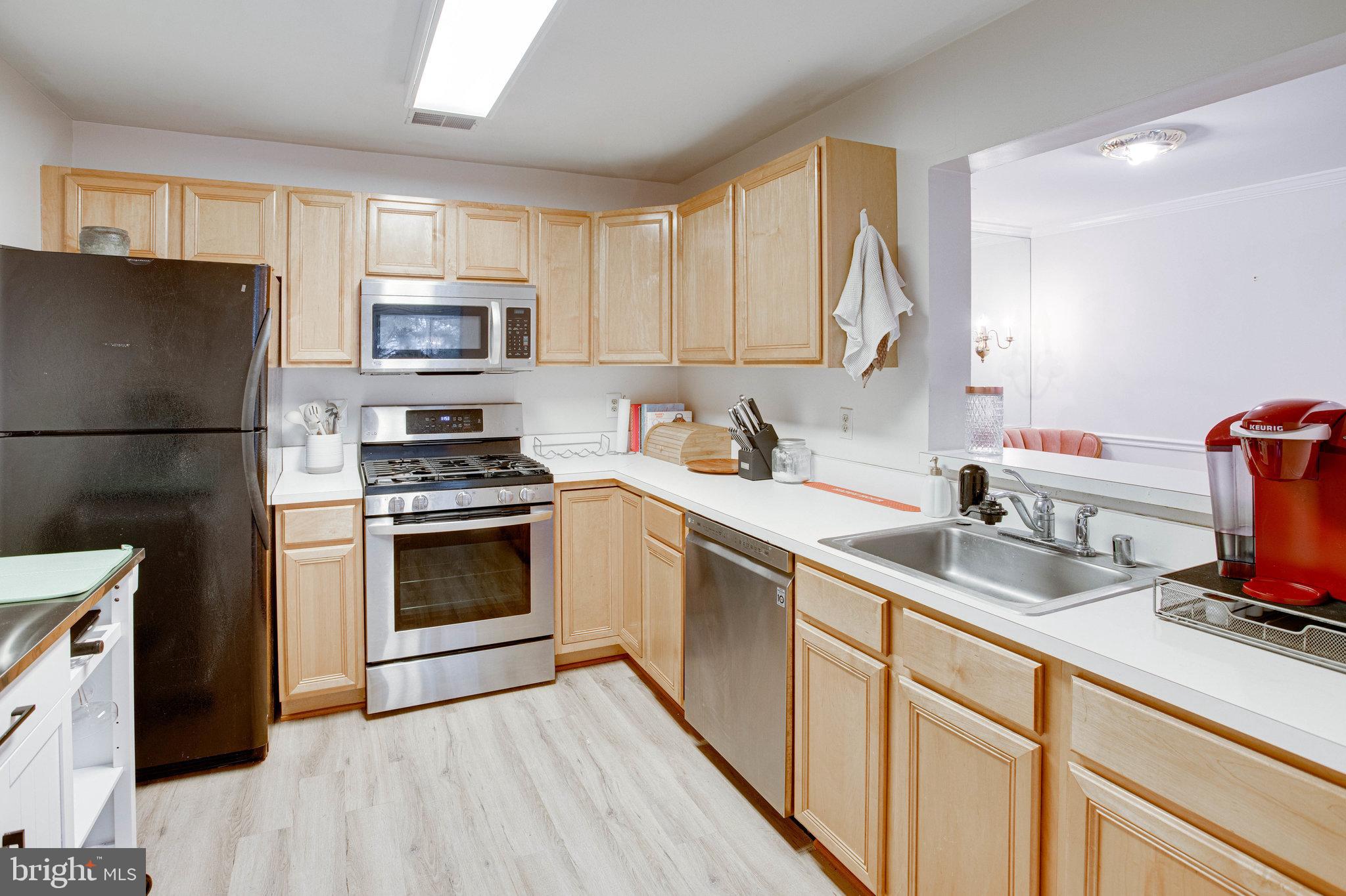 13615 GARFIELD PLACE 203