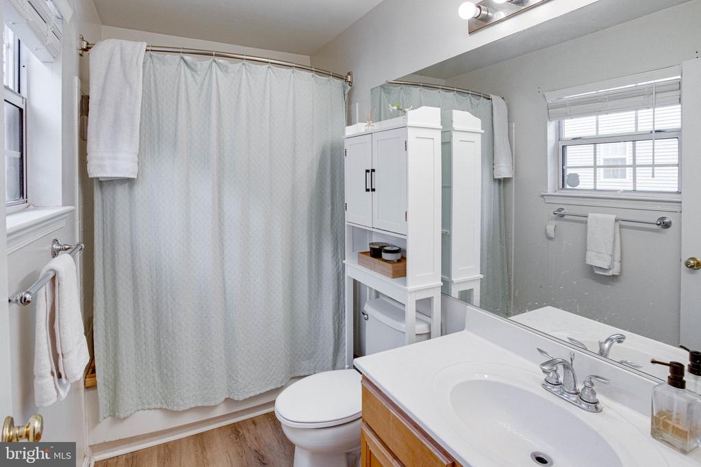 13615 GARFIELD PLACE 203