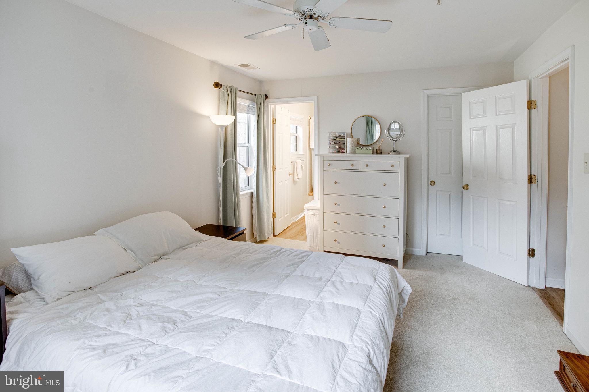 13615 GARFIELD PLACE 203