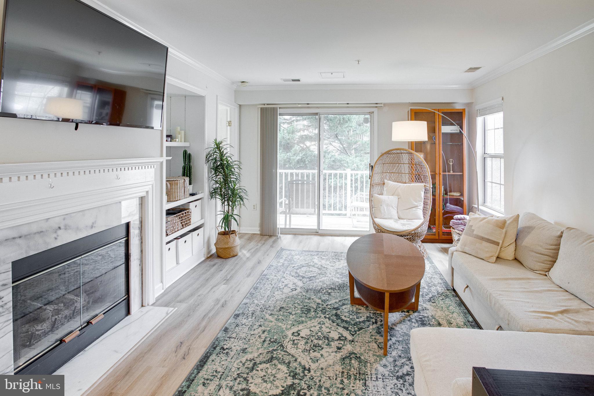 13615 GARFIELD PLACE 203