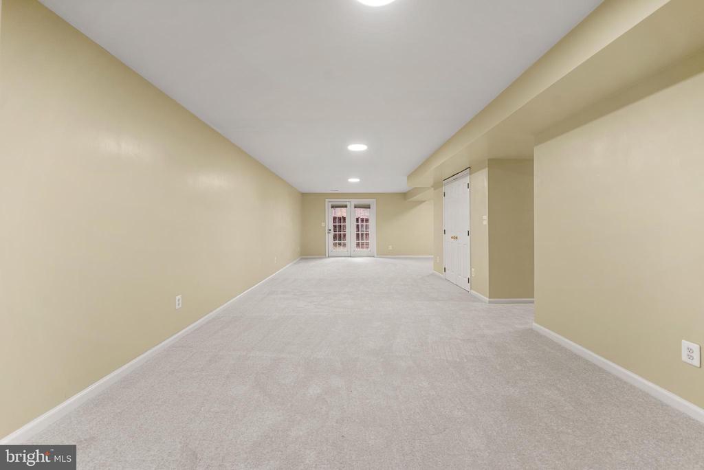 13780 HOLLY FOREST DRIVE