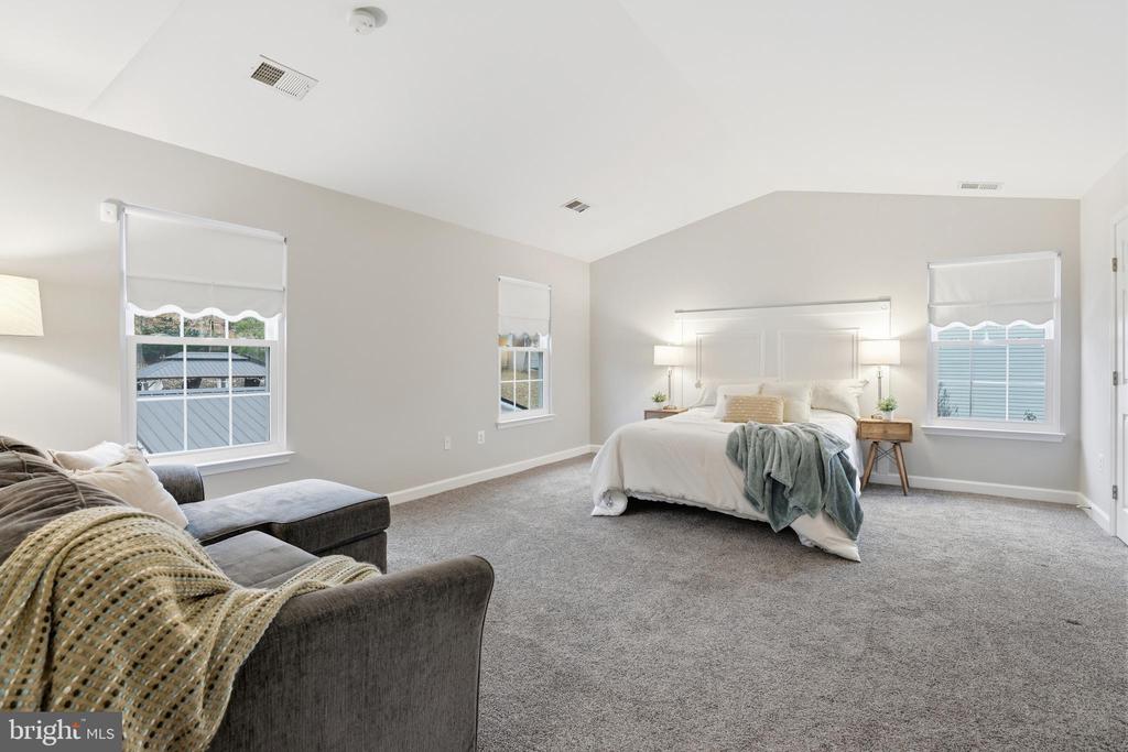 5467 QUAINT DRIVE