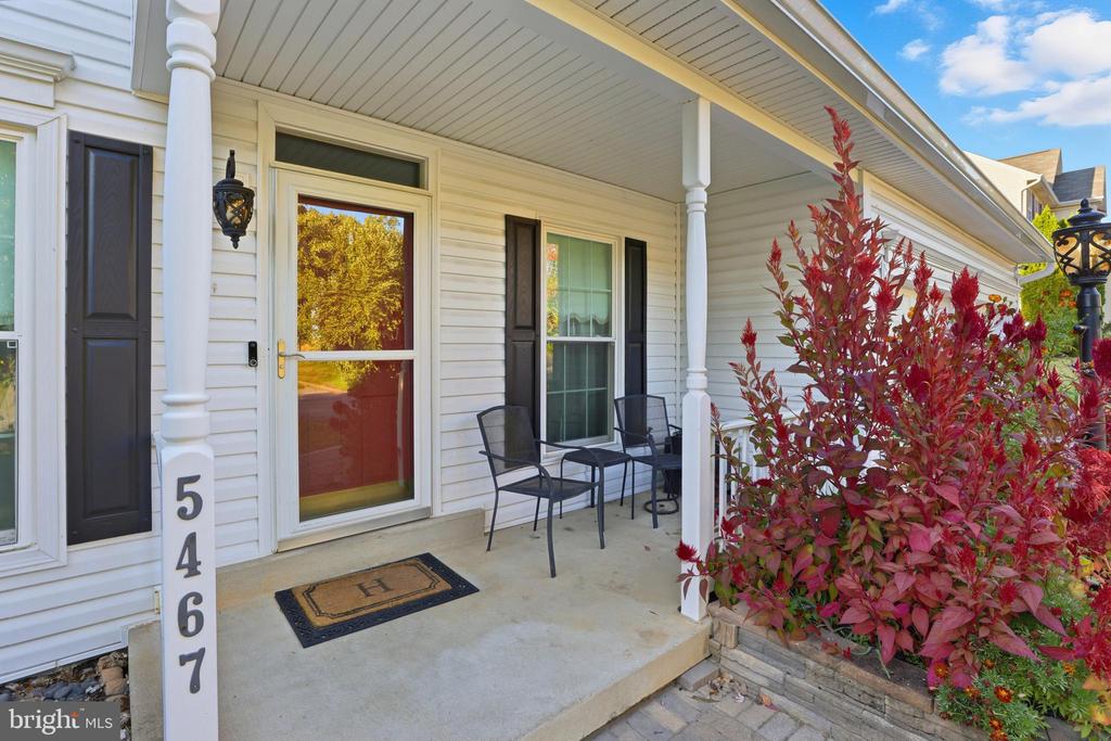 5467 QUAINT DRIVE