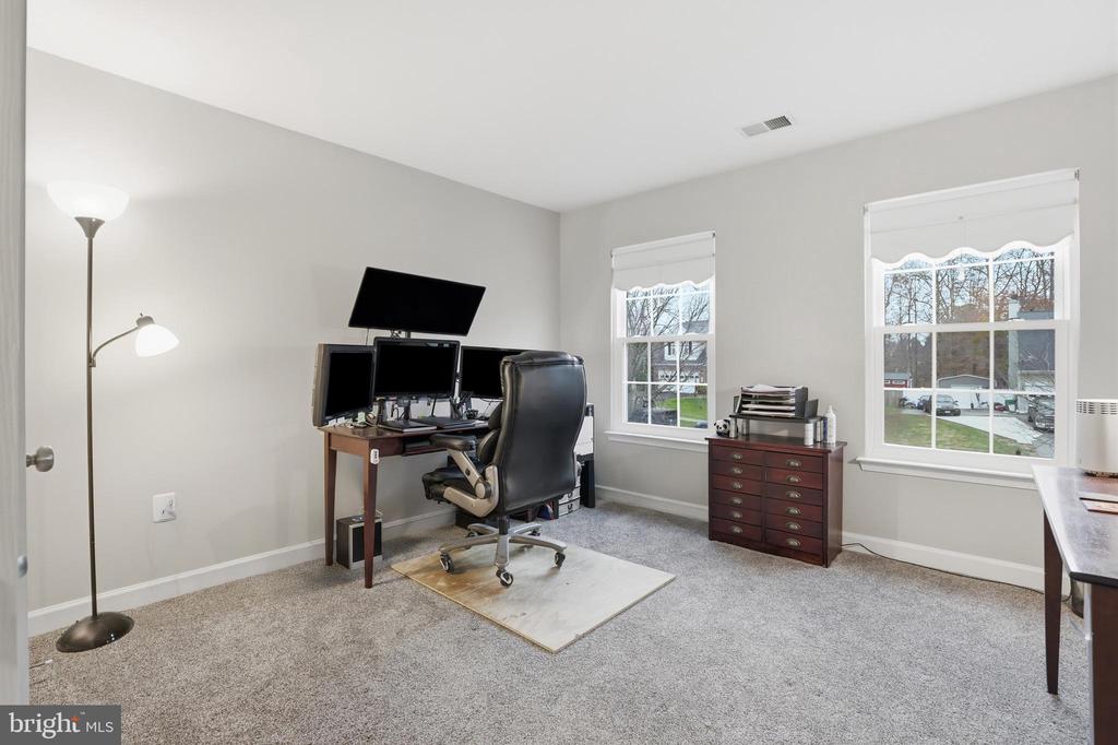 5467 QUAINT DRIVE