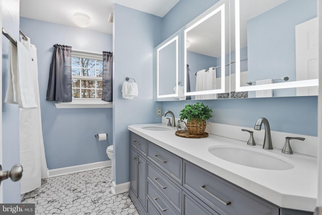 5467 QUAINT DRIVE