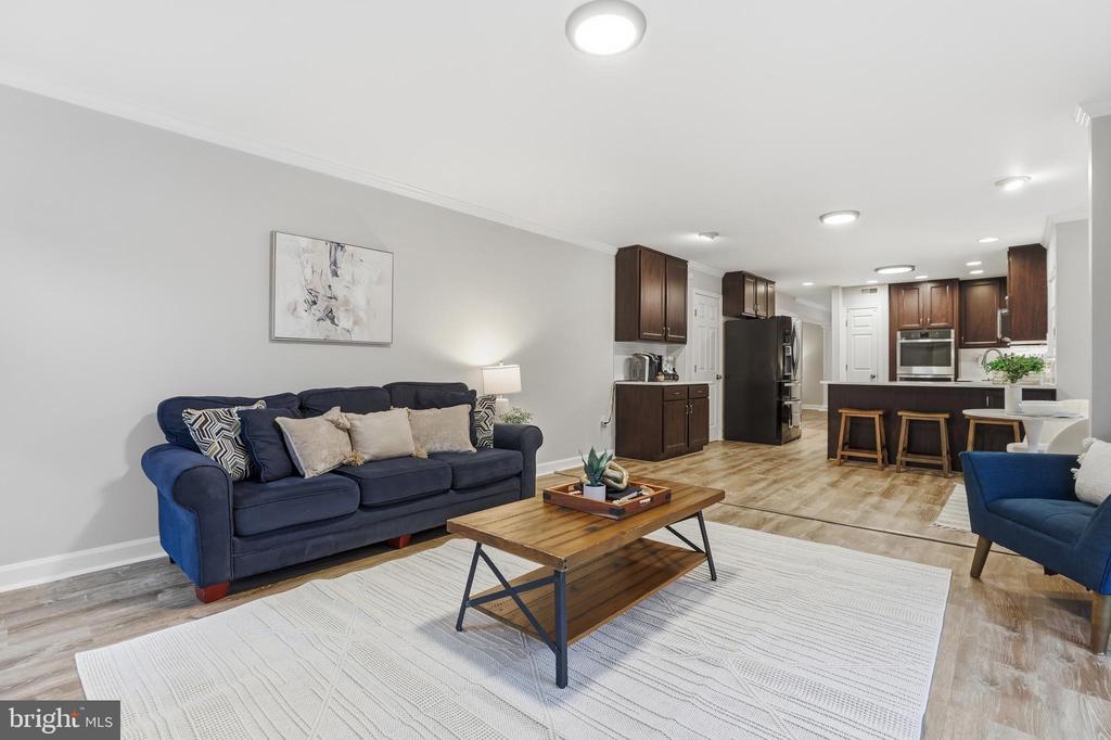 5467 QUAINT DRIVE