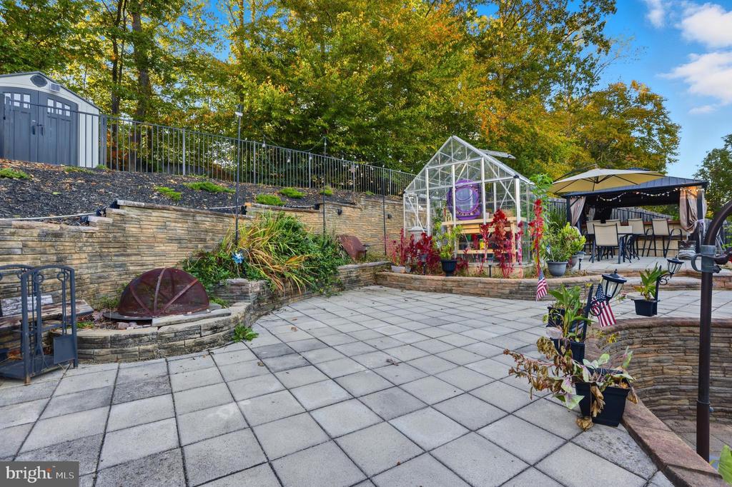 5467 QUAINT DRIVE