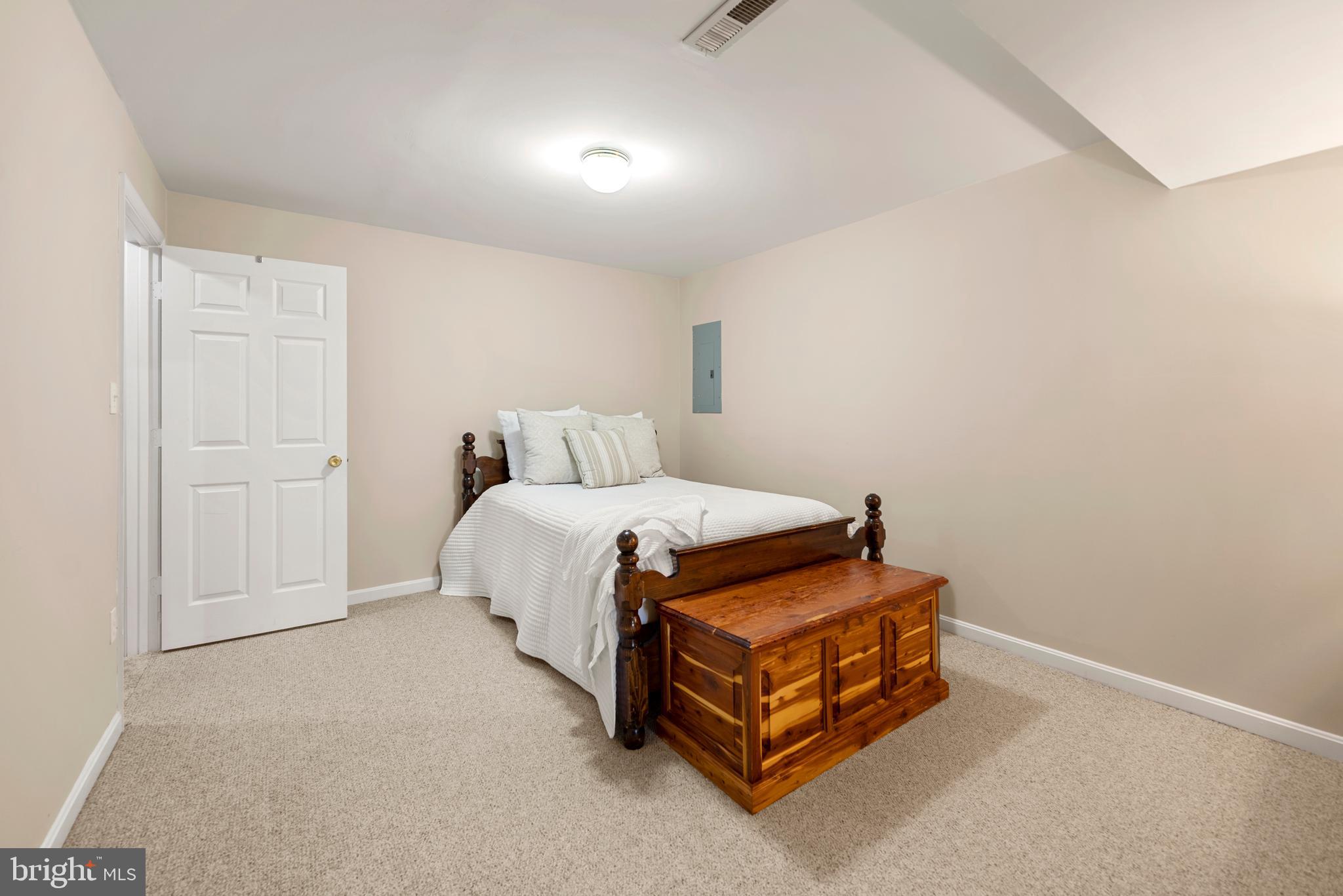 13254 AMBLEWOOD DRIVE