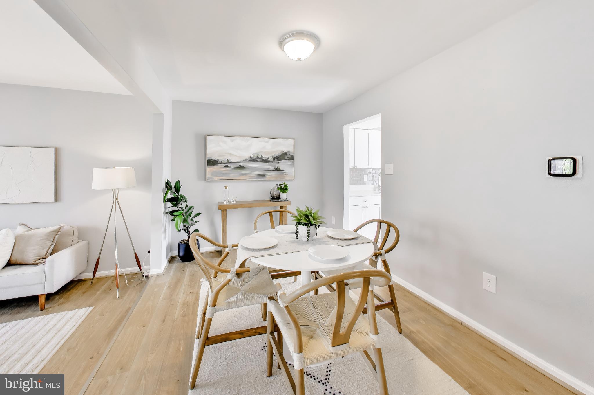 2557 KINGSWOOD COURT