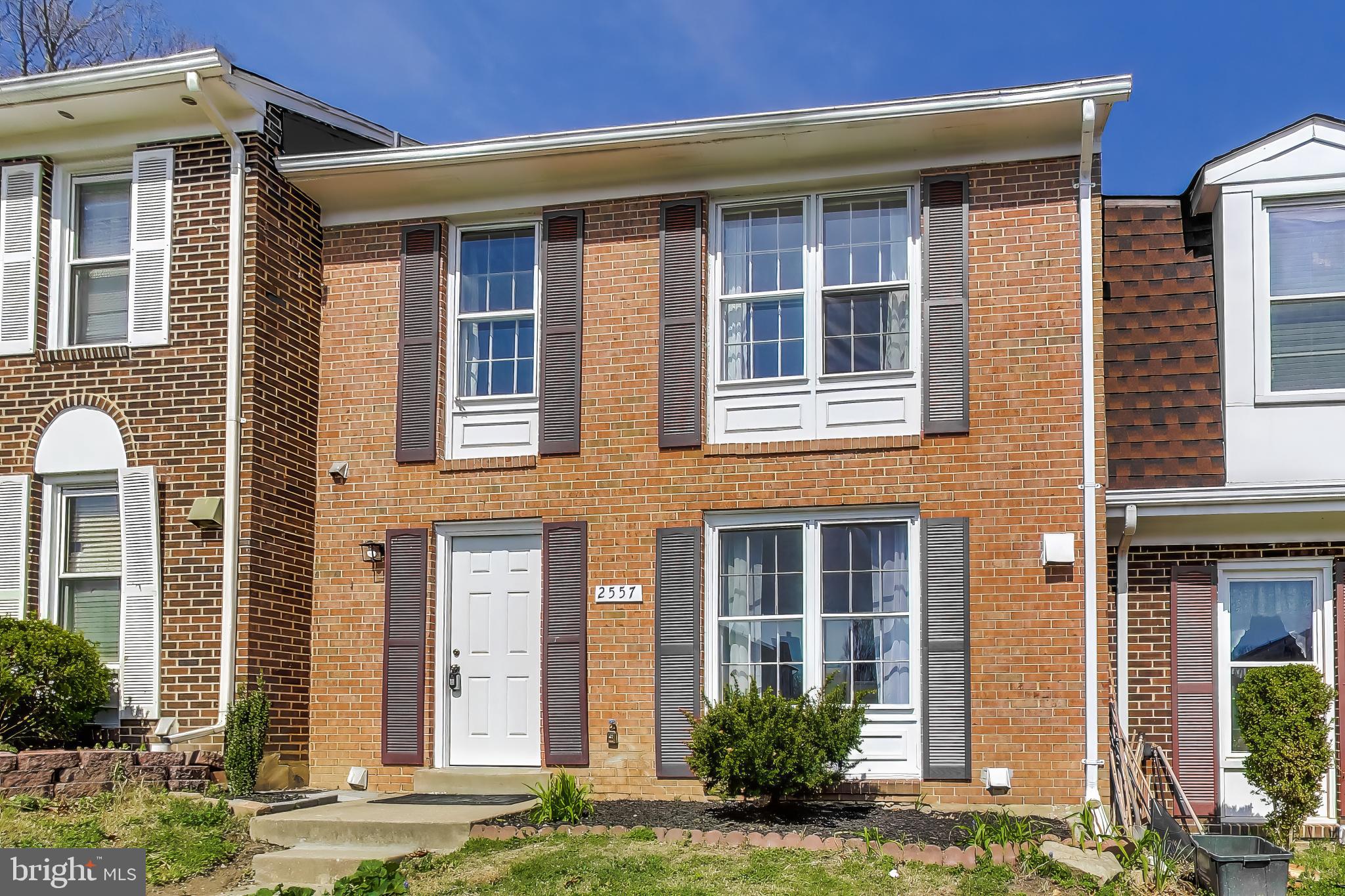 2557 KINGSWOOD COURT