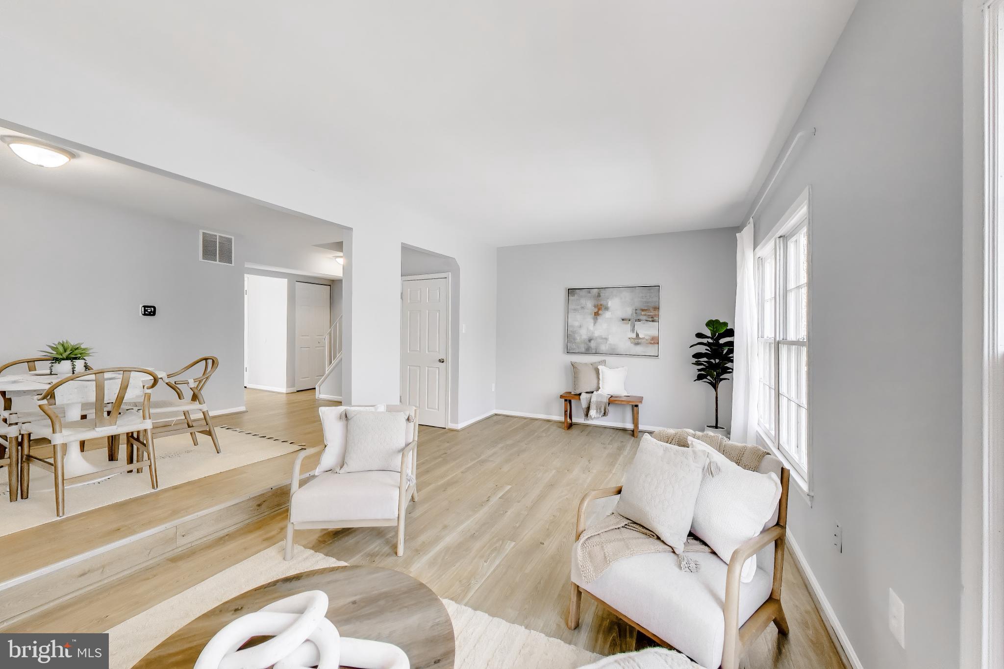 2557 KINGSWOOD COURT