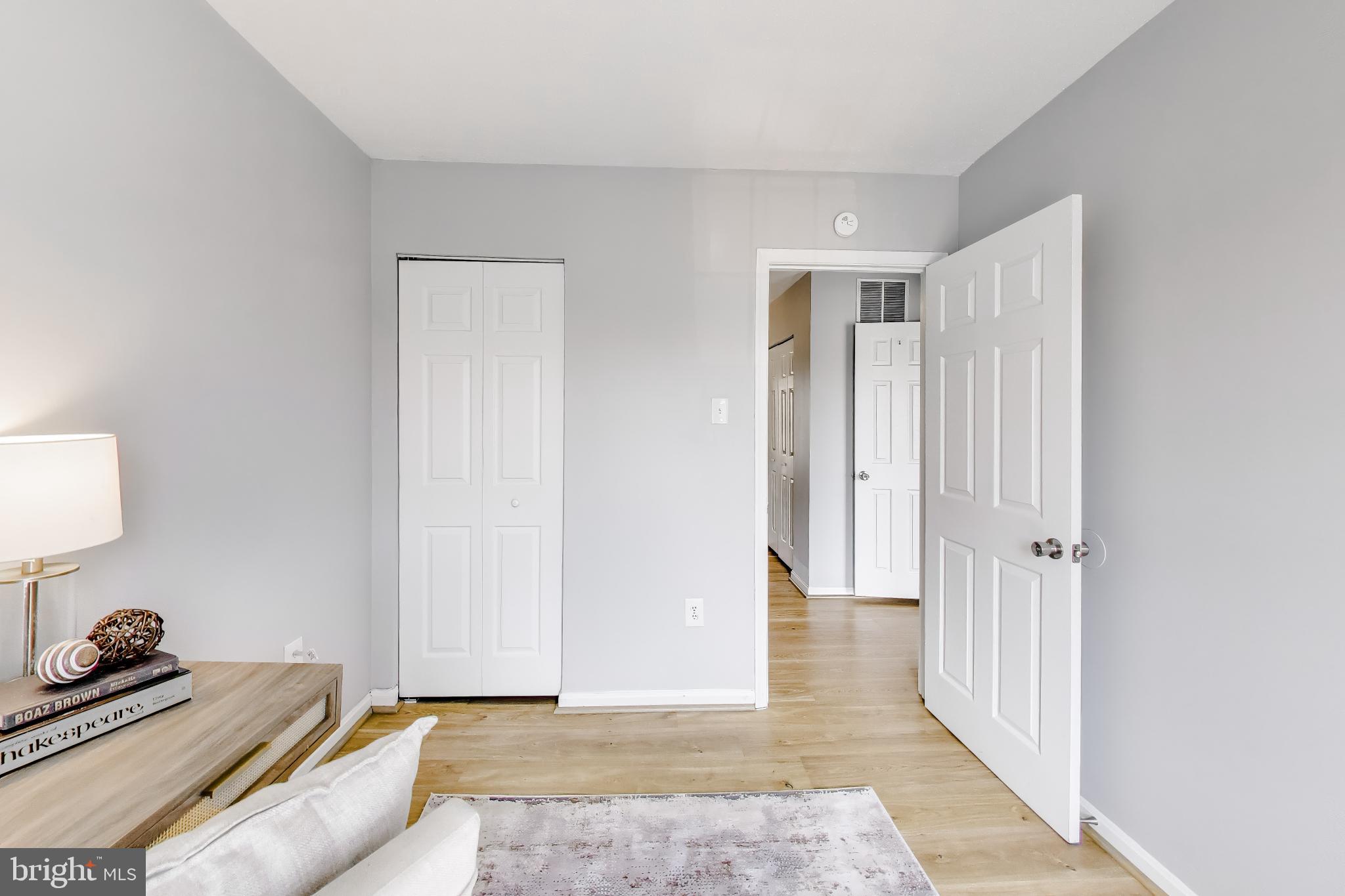 2557 KINGSWOOD COURT