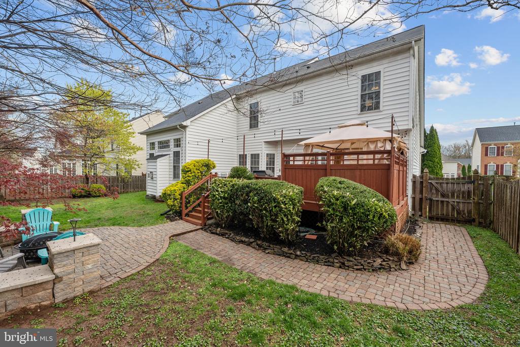 7224 WINNIPEG COURT