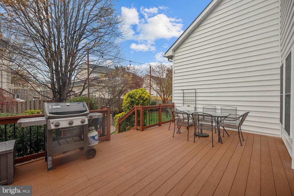 7224 WINNIPEG COURT