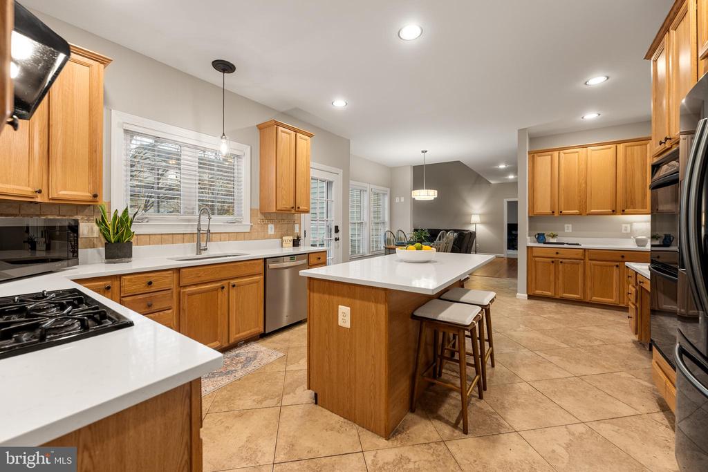 7224 WINNIPEG COURT