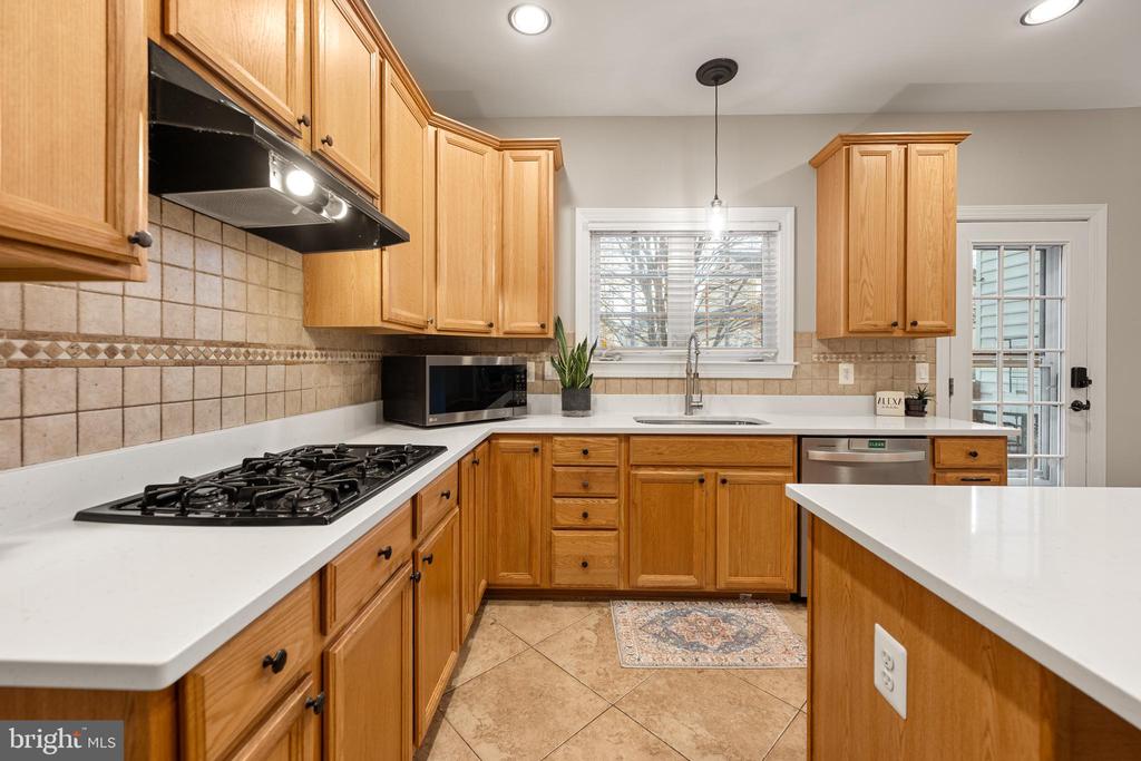 7224 WINNIPEG COURT