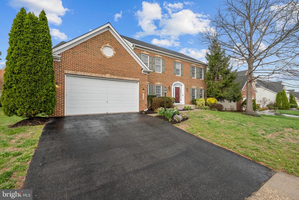 7224 WINNIPEG COURT