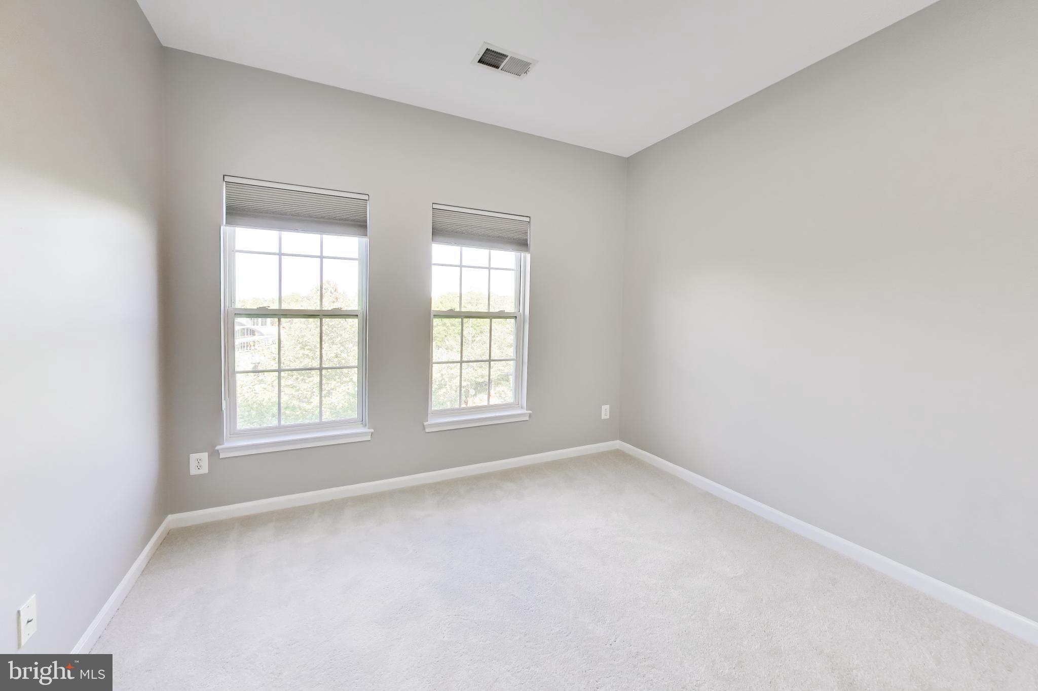 2175 POTOMAC CLUB PARKWAY 11