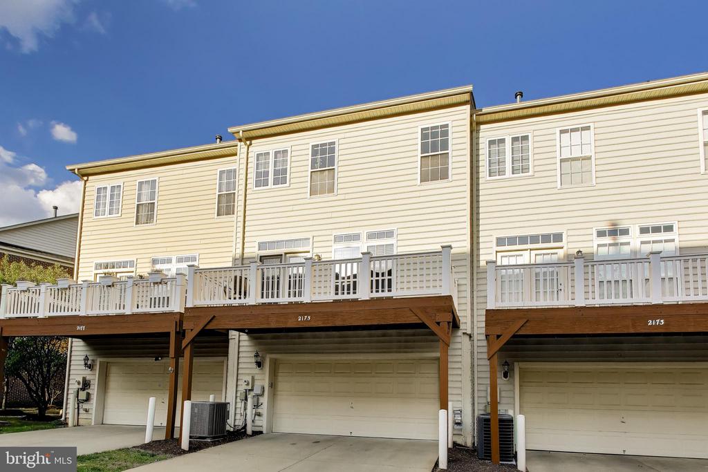 2175 POTOMAC CLUB PARKWAY 11