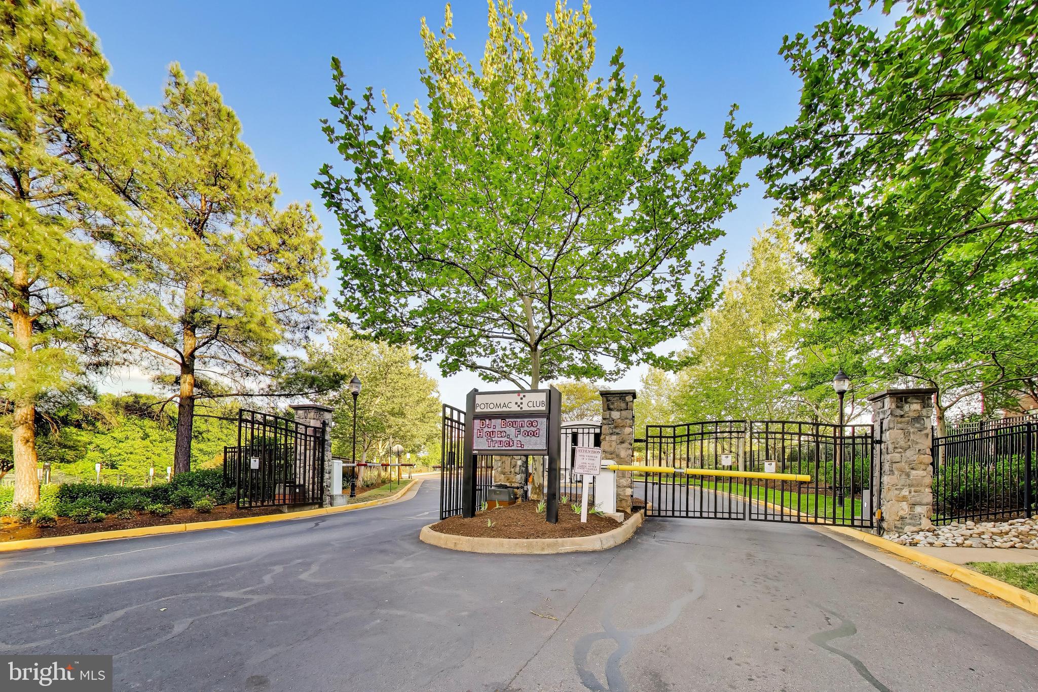 2175 POTOMAC CLUB PARKWAY 11