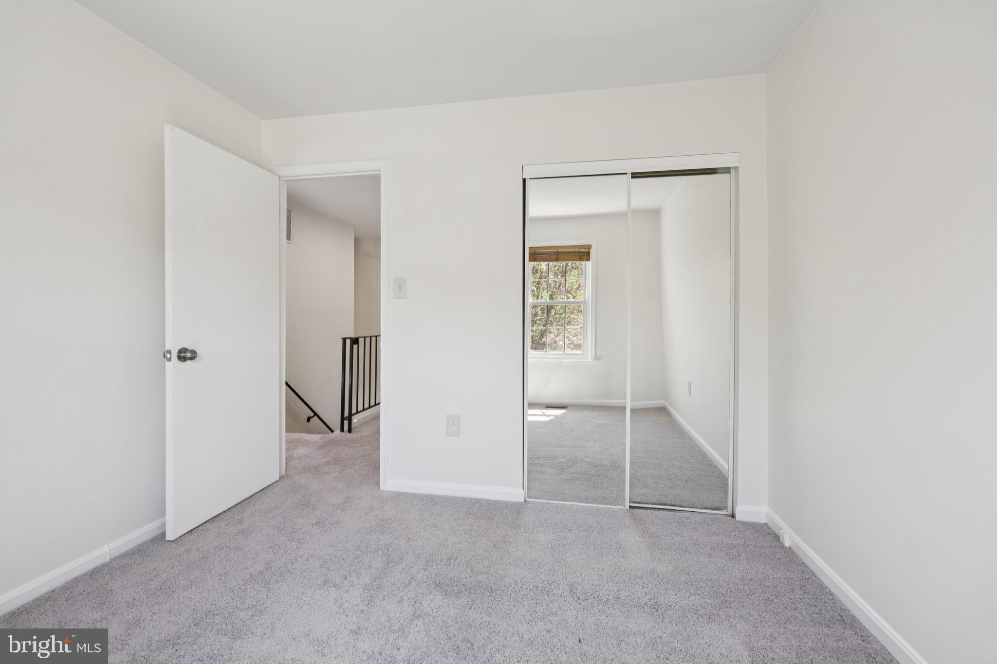 2874 BOWES LANE