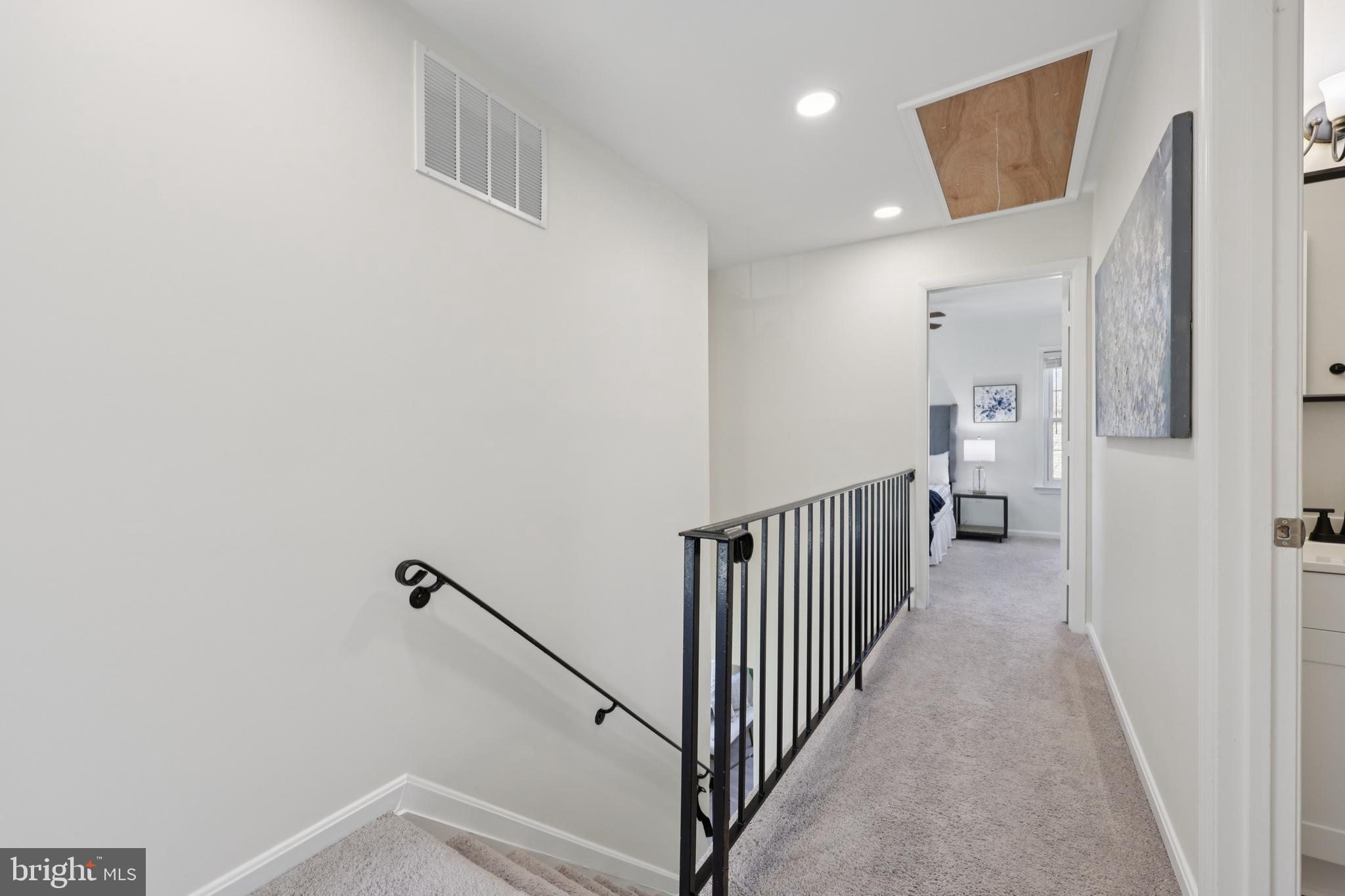 2874 BOWES LANE